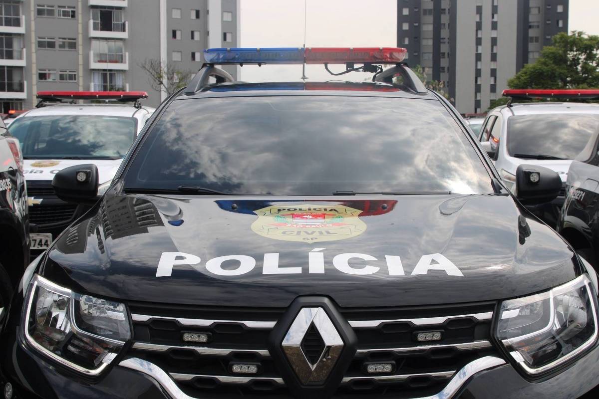 Polícia identifica mulher achada dentro de mala – 13/03/2025 – Cotidiano