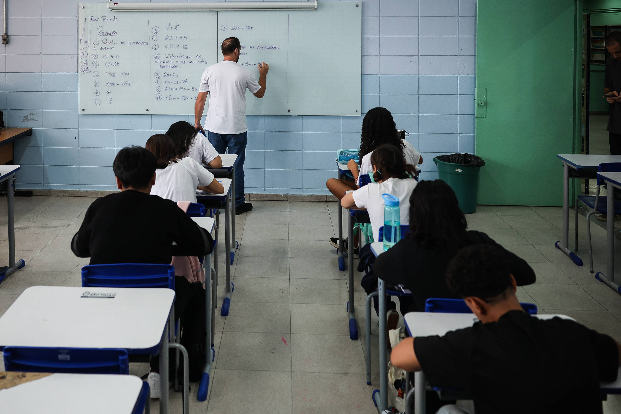 Prefeitura de SP vai usar Enem dos Professores – 13/03/2025 – Educação