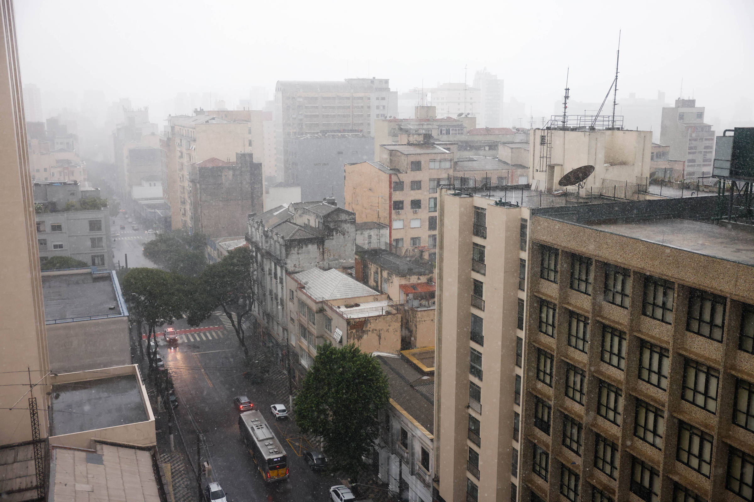 Previsão do tempo: SP terá chuva forte nesta sexta (14) – 14/03/2025 – Cotidiano